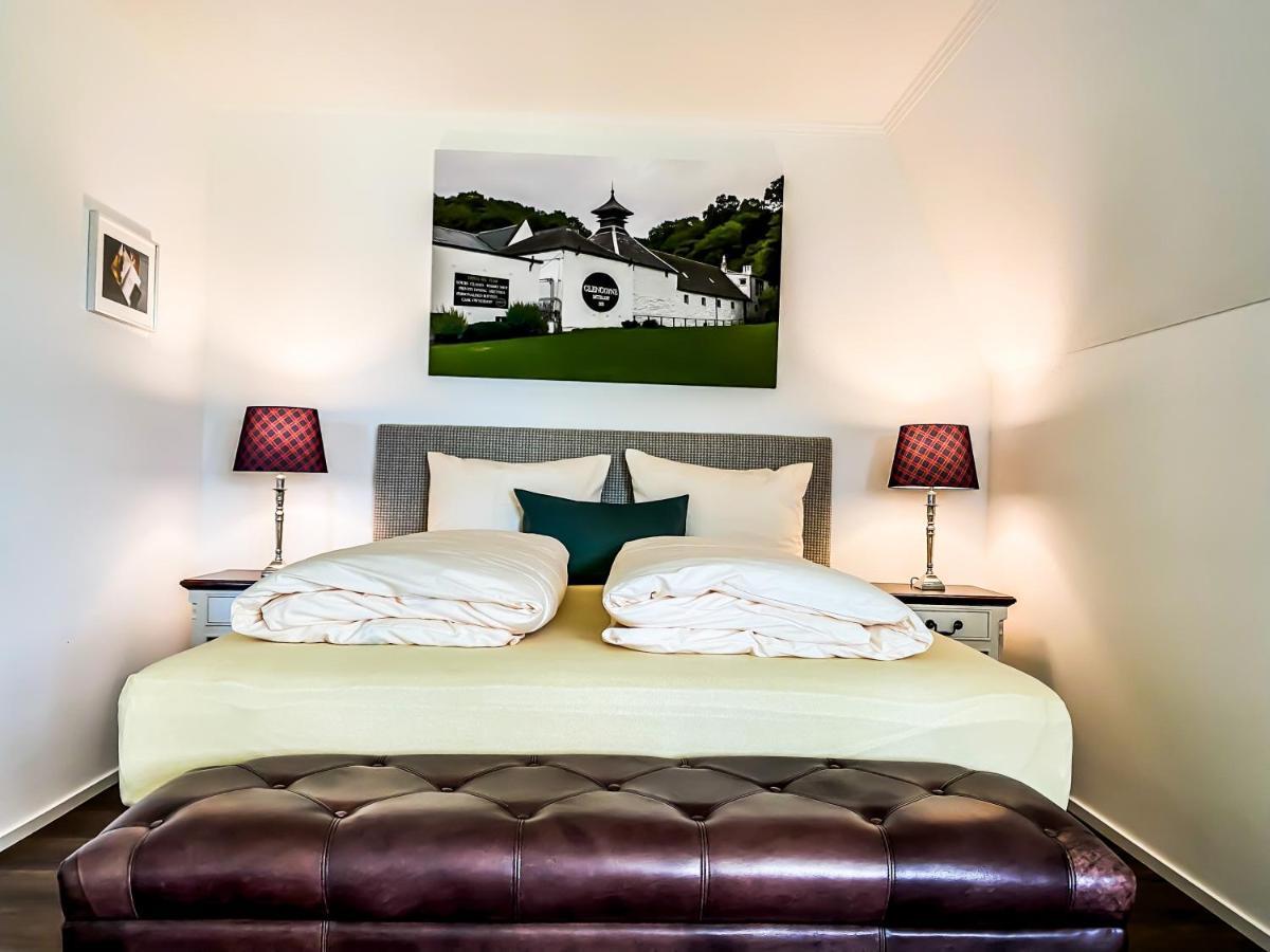 Trompeterschloessle Hotel & Residence Taegerwilen ภายนอก รูปภาพ